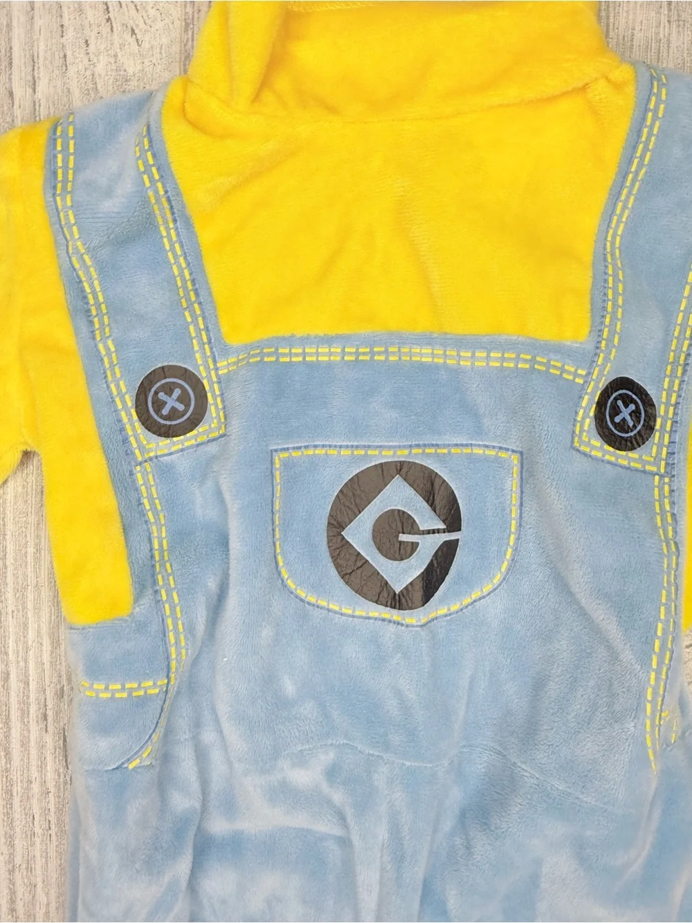 Minions jumpsuit halloween